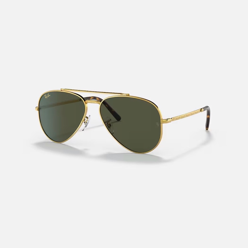 Ray-Ban Classic New Aviator Sunglasses in Gold with Green Lenses